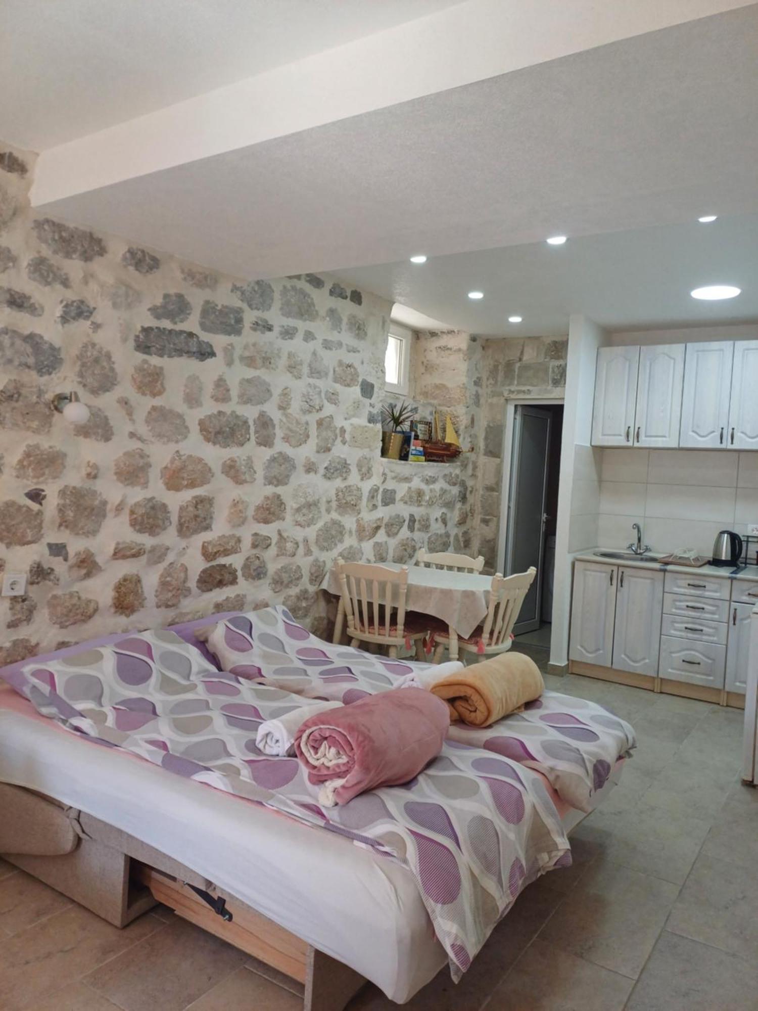 Apartments Visit Пераст Экстерьер фото