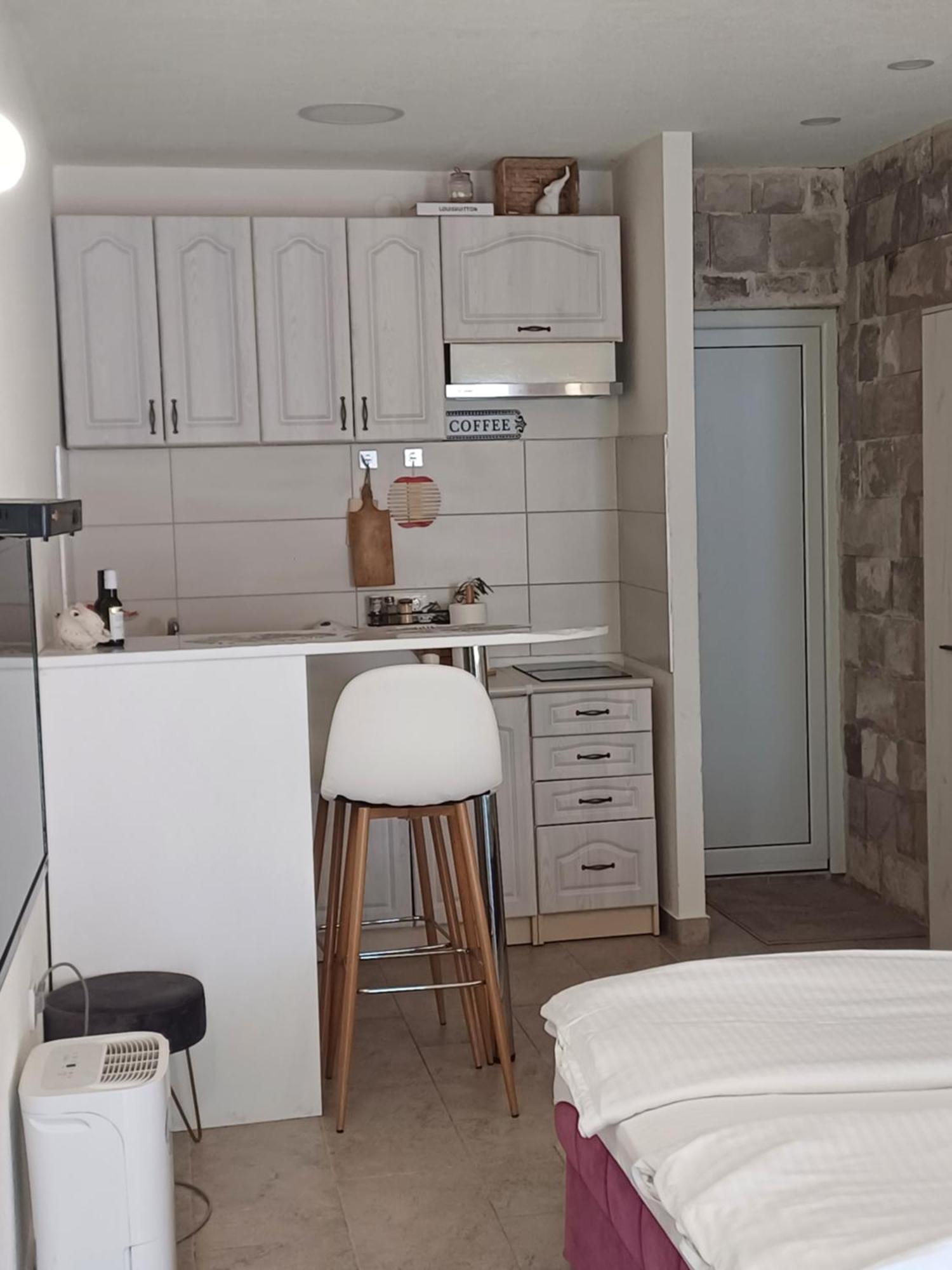 Apartments Visit Пераст Экстерьер фото